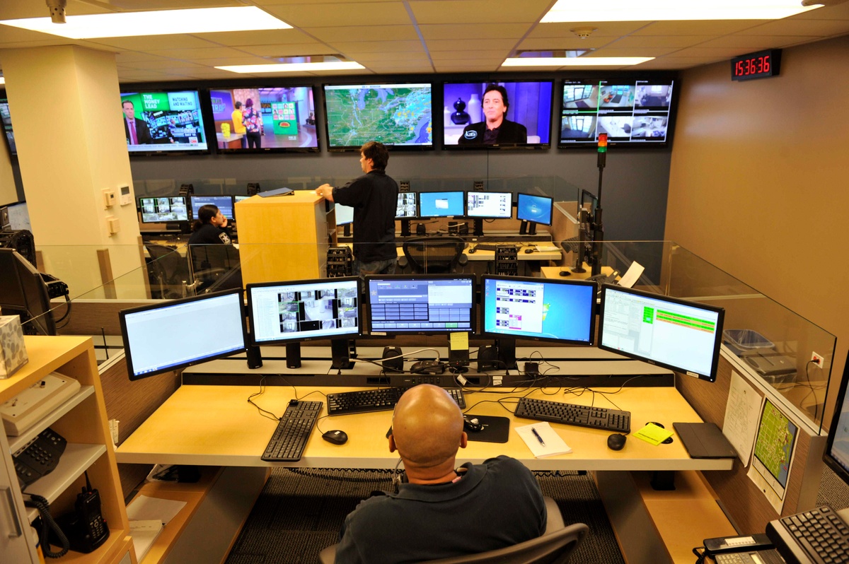 131011_Northwestern_Police_0099