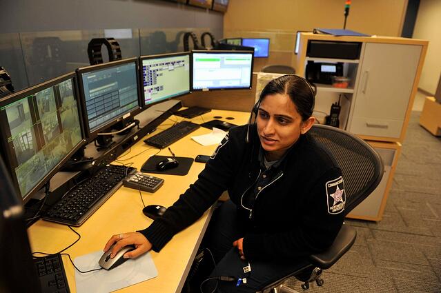 131011_Northwestern_Police_0056