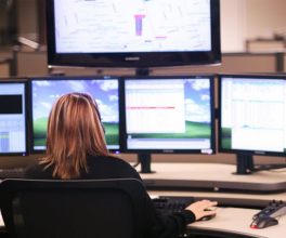 Dispatcher with Watson console ergonomic dispatch workstation