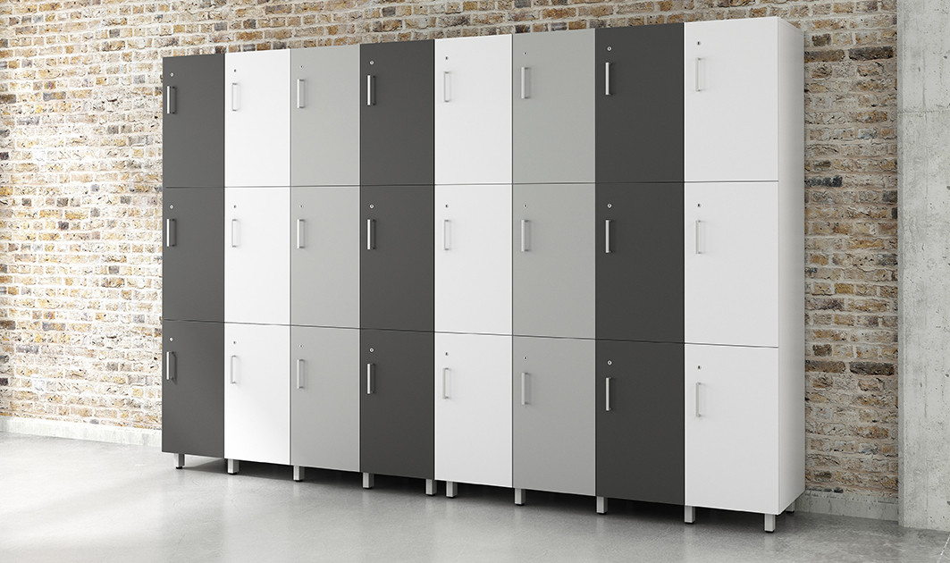 locker-closed-full-room