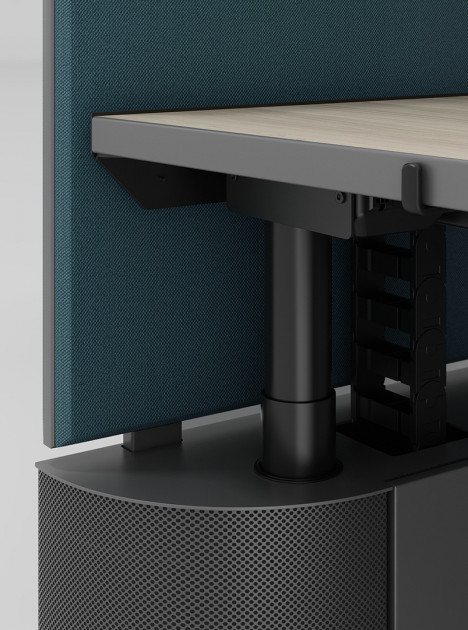 apollo-features_0001_iApollo_007_Linear Callouts_HubChain2